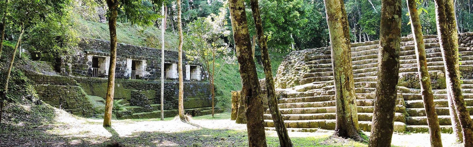 Yaxha-Mayan-Site Yaxha One Day Tour